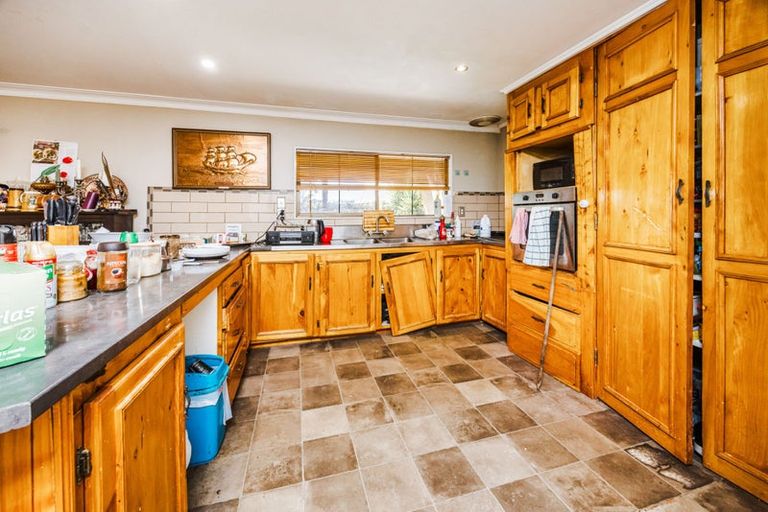 Photo of property in 9 Samara Place, Clendon Park, Auckland, 2103