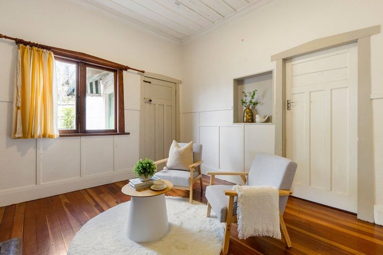 Photo of property in 8 Pembroke Lane, Hamilton Lake, Hamilton, 3204