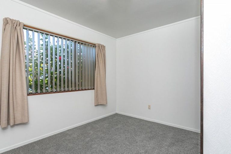 Photo of property in 104 Titiro Place, Onemana, Whangamata, 3691