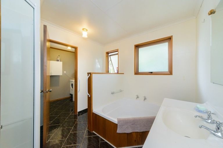 Photo of property in 6 Cheviot Place, Feilding, 4702