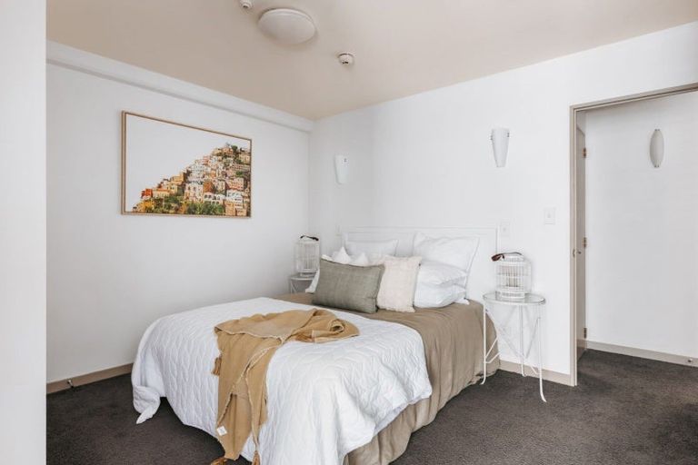 Photo of property in Anchorage Apartments, 114/36 Victoria Road, Mount Maunganui, 3116