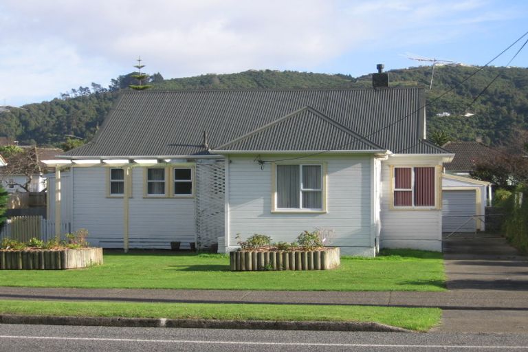Photo of property in 1135 High Street, Taita, Lower Hutt, 5011