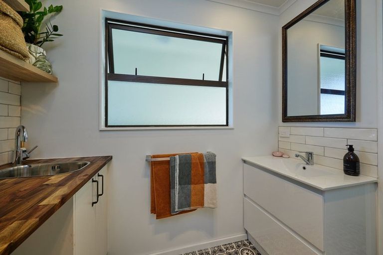 Photo of property in 37a Kotare Place, South Bay, Kaikoura, 7300