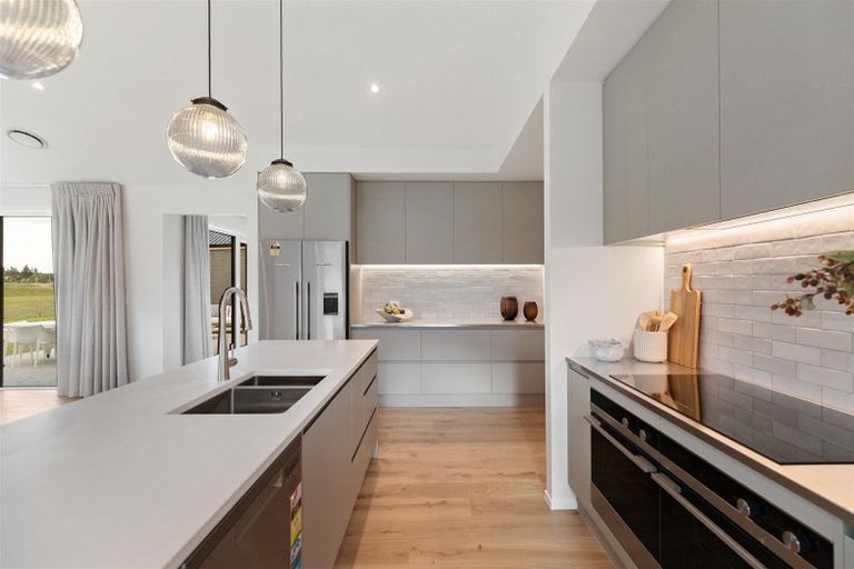 Photo of property in 77 Stone Drive, Cromwell, 9384