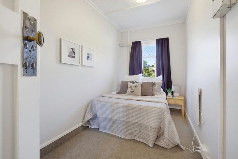 Photo of property in 21 Crawford Road, Kilbirnie, Wellington, 6022
