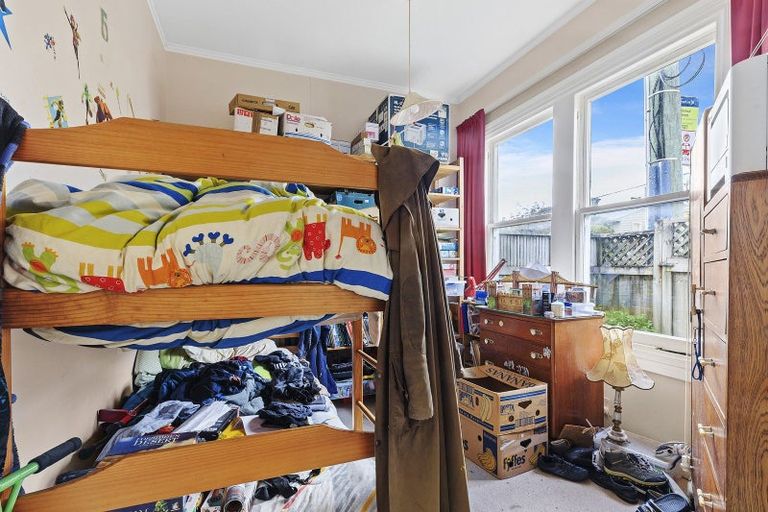 Photo of property in 128 Rintoul Street, Newtown, Wellington, 6021