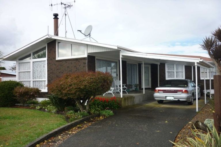 Photo of property in 10 Bremridge Place, Melville, Hamilton, 3206