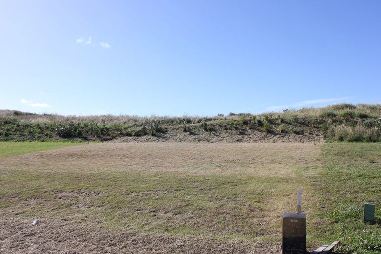Photo of property in 207 John Burke Drive, Aotea, Porirua, 5024