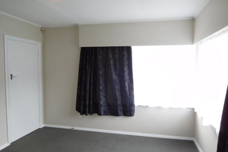 Photo of property in 25 Ruthven Road, Wainuiomata, Lower Hutt, 5014