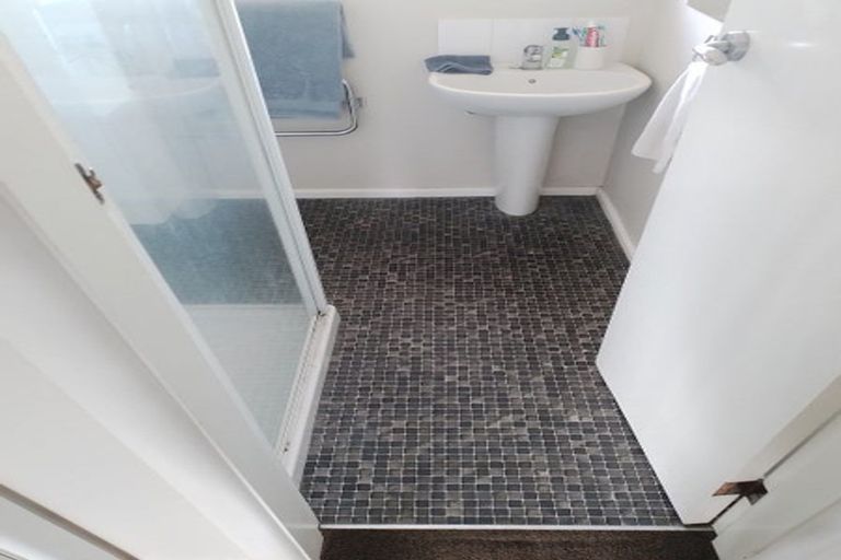 Photo of property in 176 Centaurus Road, Saint Martins, Christchurch, 8022