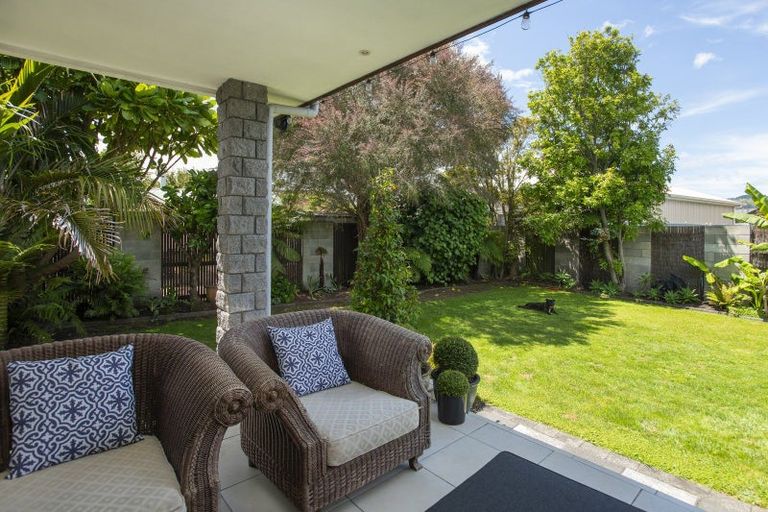 Photo of property in 13 Parkview Place, Riverdale, Gisborne, 4010