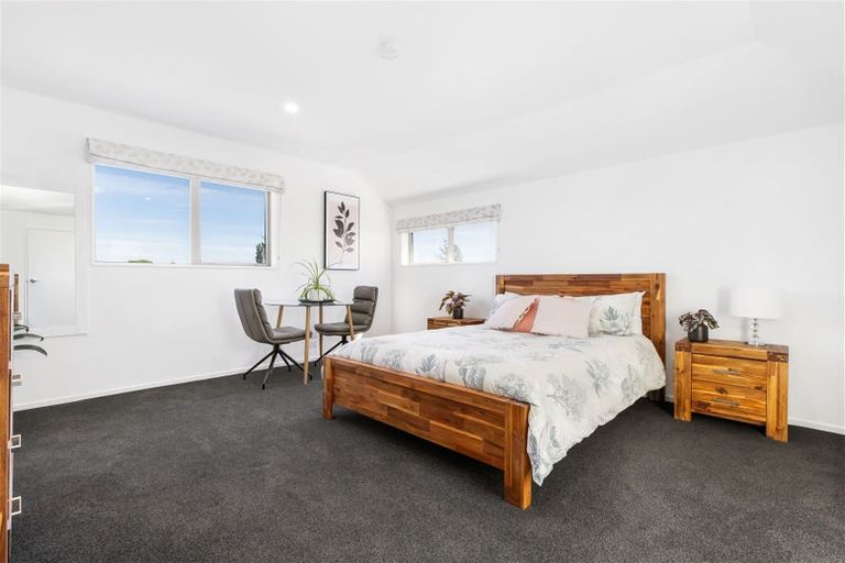 Photo of property in 11 Ambrosia Lane, Aidanfield, Christchurch, 8025