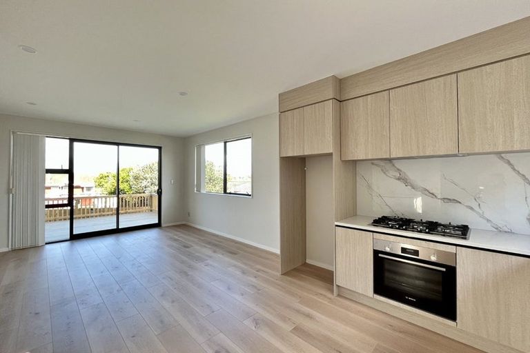 Photo of property in 16a Sunnybrae Road, Hillcrest, Auckland, 0627