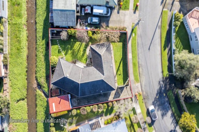 Photo of property in 56 Thomas Street, Stokes Valley, Lower Hutt, 5019
