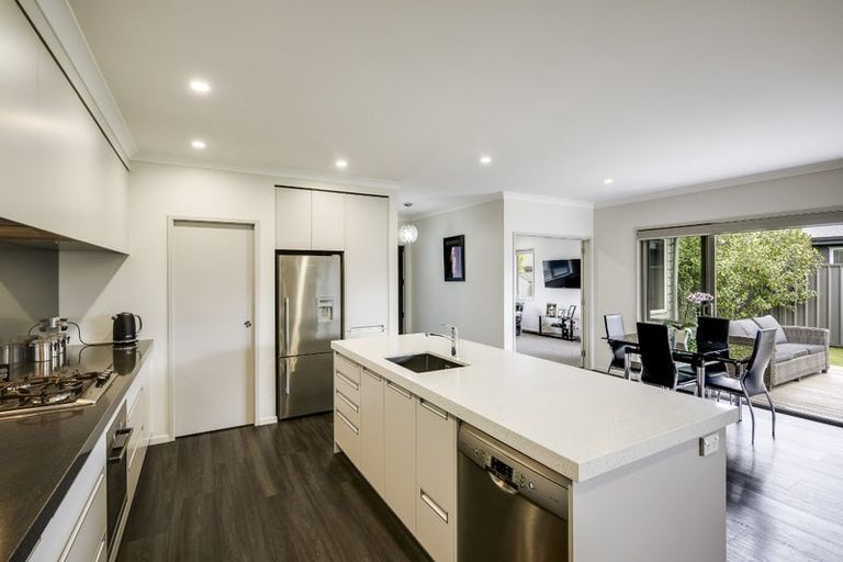 Photo of property in 17 Waitaki Way, Poraiti, Napier, 4112