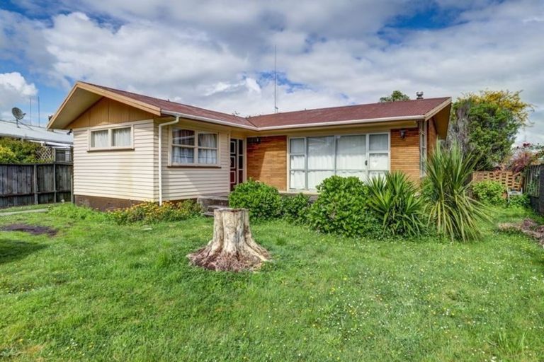 Photo of property in 11 Marion Place, Deanwell, Hamilton, 3206