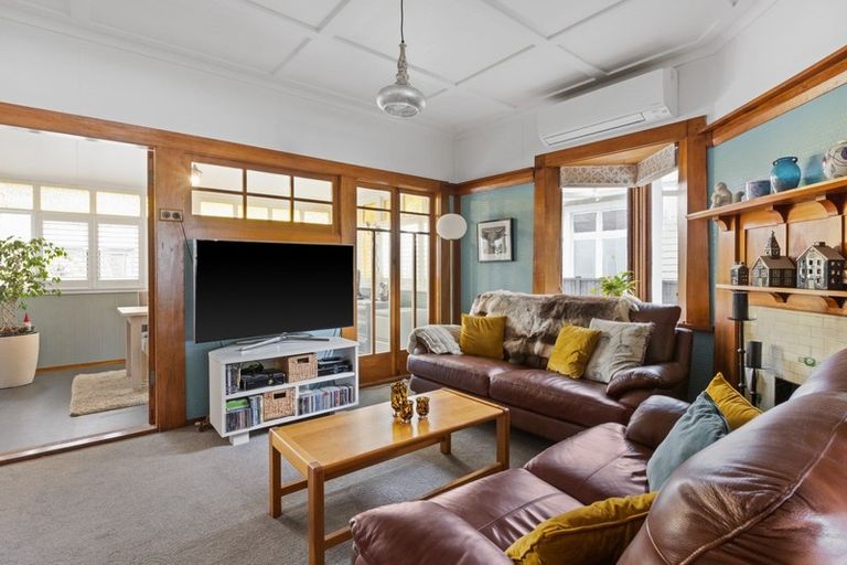 Photo of property in 146 Vigor Brown Street, Napier South, Napier, 4110