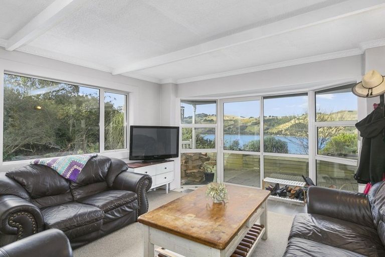 Photo of property in 11 Junction Road, Ravensbourne, Dunedin, 9022