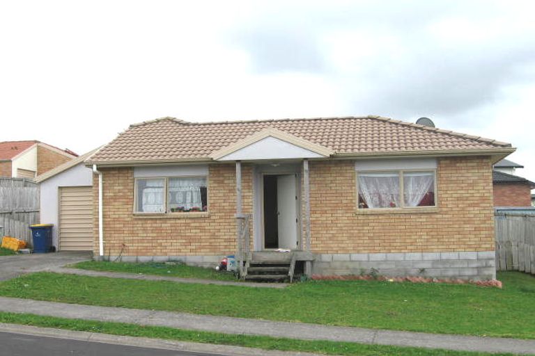 Photo of property in 33 Charlenne Close, Ranui, Auckland, 0612