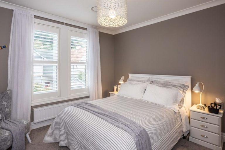 Photo of property in 53 Tinakori Road, Thorndon, Wellington, 6011