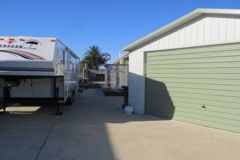 Photo of property in 3 Mayfair Close, Whitianga, 3510