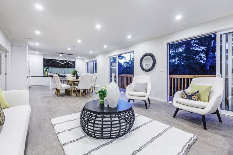 Photo of property in 8 Stella Maris Lane, Silverdale, 0932