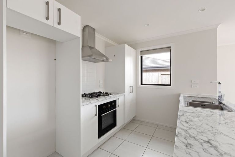 Photo of property in 9 Manawaroa Close, Grandview Heights, Hamilton, 3200