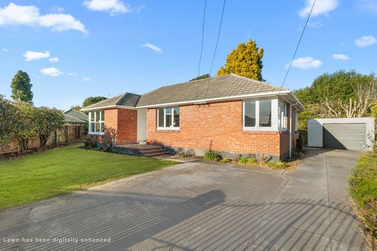 Photo of property in 5 Sealy Place, Bryndwr, Christchurch, 8053