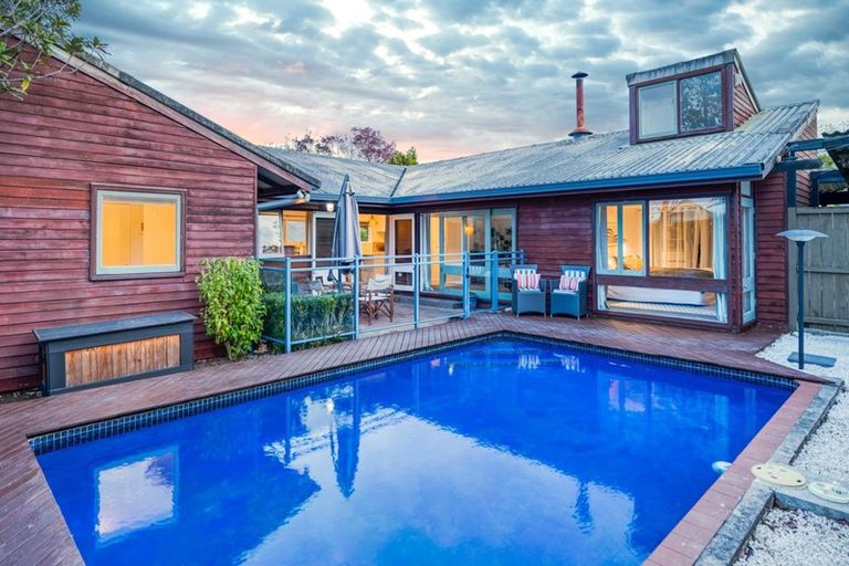 Photo of property in 279 Royal Road, Massey, Auckland, 0614