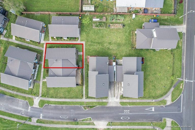 Photo of property in 2/4 Shakespeare Avenue, Enderley, Hamilton, 3214