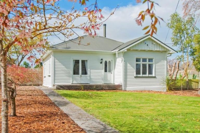 Photo of property in 49 High Street, Southbridge, 7602