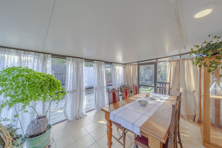 Photo of property in 10 Leeton Drive, Waipukurau, 4200