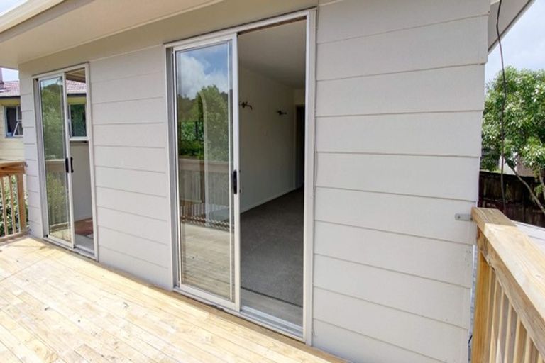 Photo of property in 156 Lynn Road, Bayview, Auckland, 0629