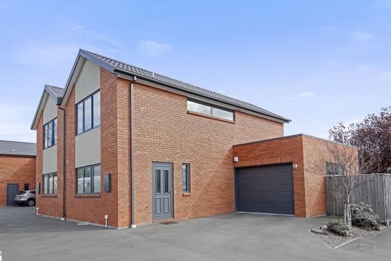 Photo of property in 1/14 London Street, Richmond, Christchurch, 8013