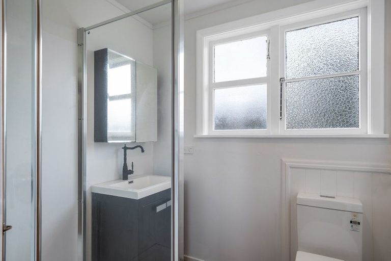 Photo of property in 110 Bath Street, Levin, 5510