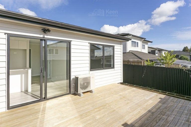 Photo of property in 9/26 Pah Road, Papatoetoe, Auckland, 2025