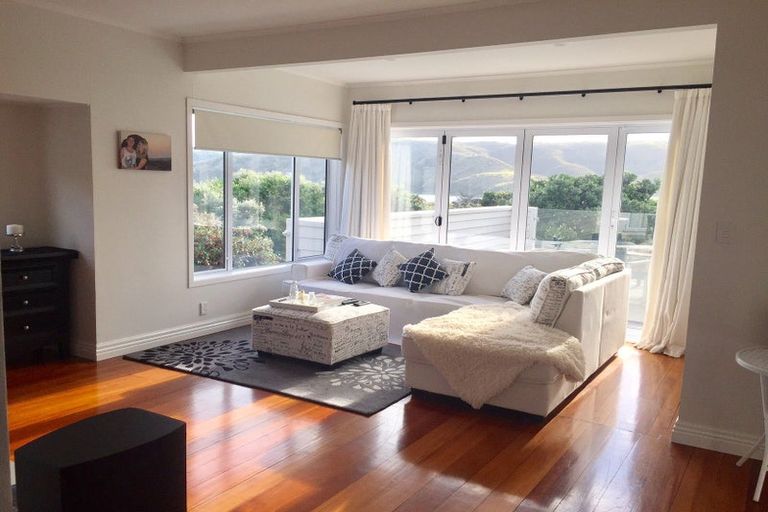 Photo of property in 50 Paremata Crescent, Paremata, Porirua, 5024