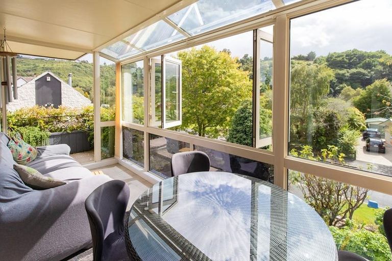 Photo of property in 77 Glenross Street, Glenross, Dunedin, 9011