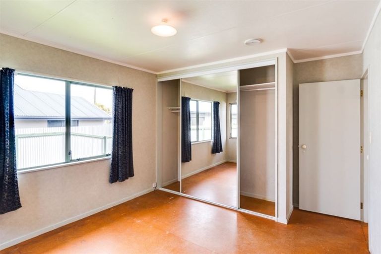 Photo of property in 7 Ted Harpur Place, Onekawa, Napier, 4110