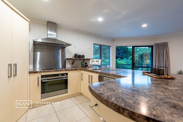 Photo of property in 65 Percy Kinsman Crescent, Riverstone Terraces, Upper Hutt, 5018