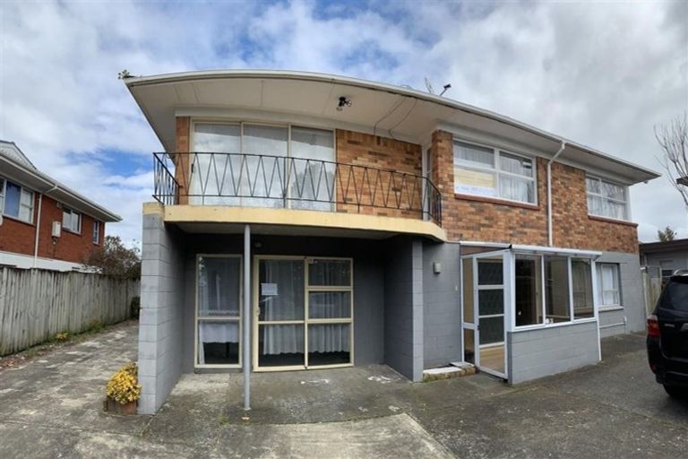 Photo of property in 77 Macleans Road, Bucklands Beach, Auckland, 2014
