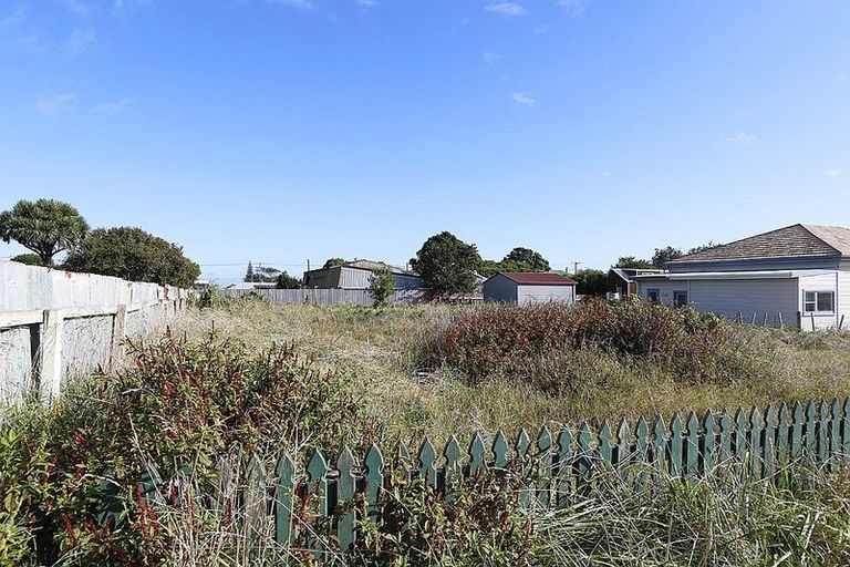 Photo of property in 6 Terou Street, Manaia, 4612