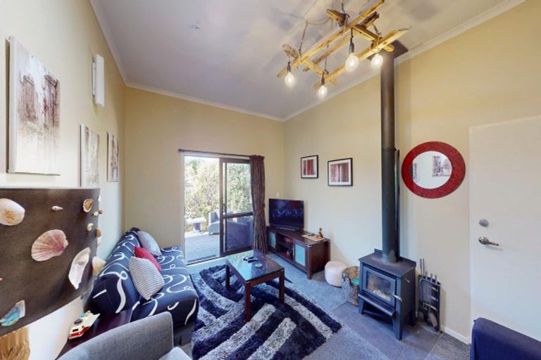 Photo of property in 46 Kent Avenue, Waitarere Beach, Levin, 5510