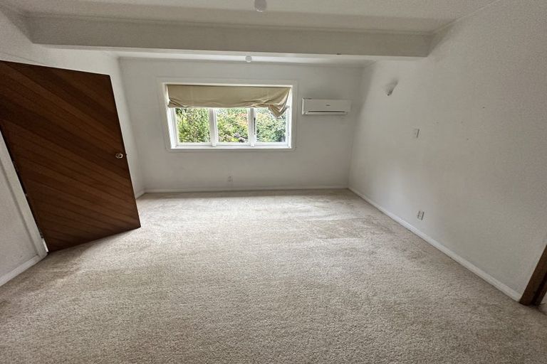 Photo of property in 5 Nepal Place, Khandallah, Wellington, 6035