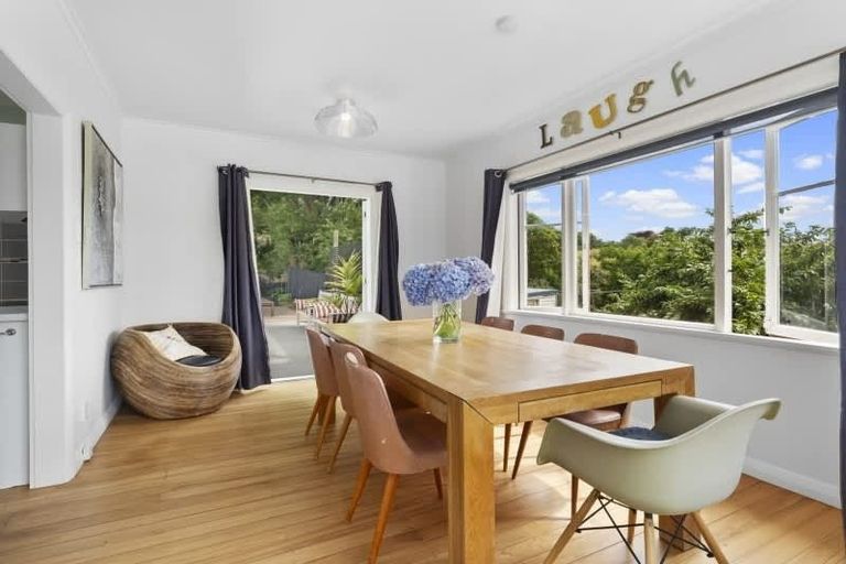 Photo of property in 1 Goldsborough Avenue, Raumati Beach, Paraparaumu, 5032