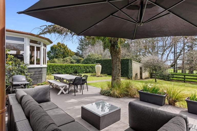 Photo of property in 30 Humphries Street, Inglewood, 4330