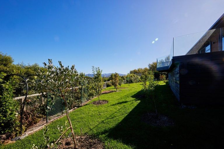 Photo of property in 8 Ingles Drive, Kaikoura Flat, Kaikoura, 7371