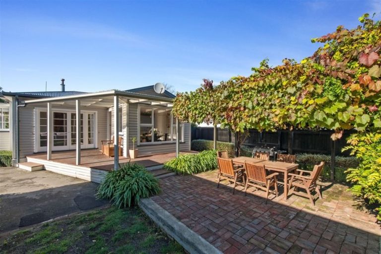 Photo of property in 163 Mays Road, St Albans, Christchurch, 8052