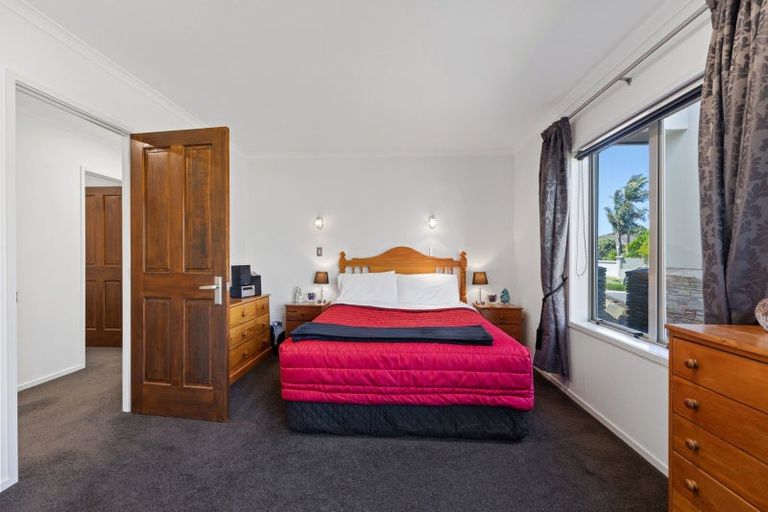 Photo of property in 2 Santa Cruz Drive, Papamoa Beach, Papamoa, 3118