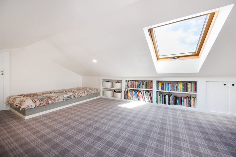 Photo of property in 8 Karaka Street, Hokowhitu, Palmerston North, 4410